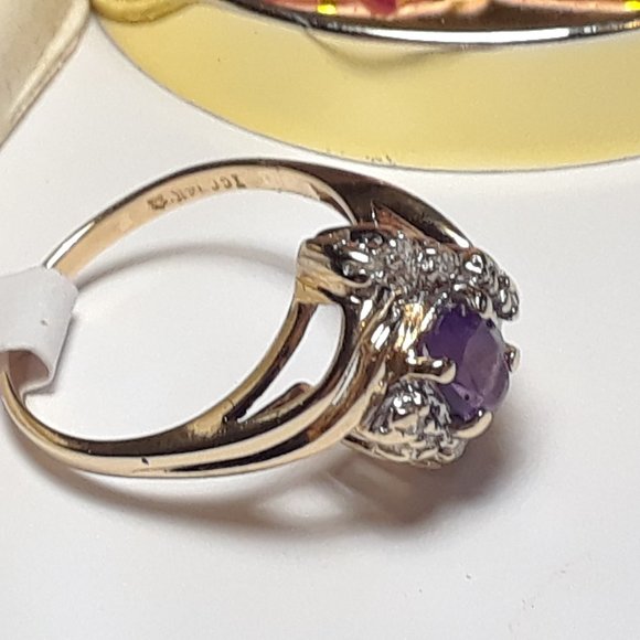 Estate .48ctw Natural Oval Amethyst & Diamond Offset 14Kt Yellow Gold Ring#17349 - Picture 4 of 5
